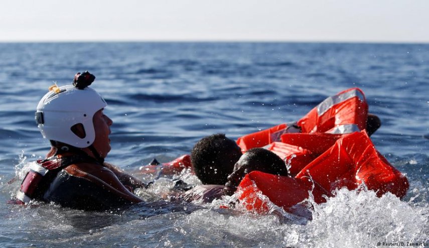 العثور على ناجية وجثتين قبالة السواحل الليبية