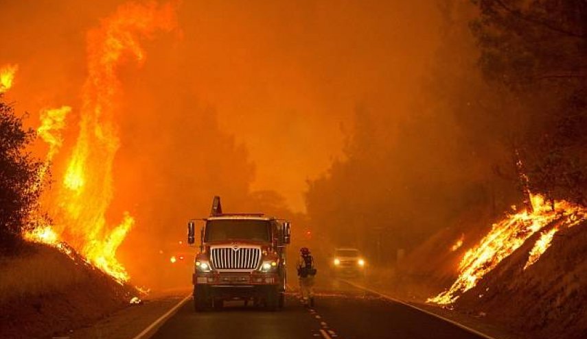 آتش‌سوزی در کالیفرنیا همچنان قربانی می‌گیرد