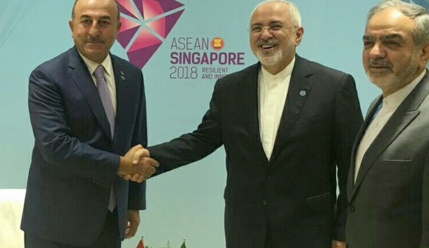 يوم حافل لرئيس الدبلوماسية الإيرانية في سنغافورة