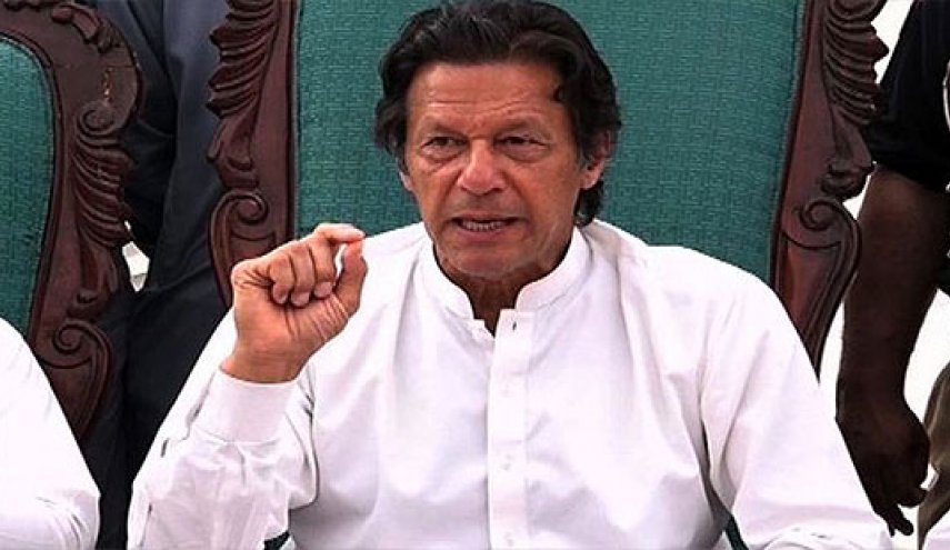 تأکید نخست وزیر پاکستان بر حل مشکلات اقتصادی و مبارزه با فساد مالی
