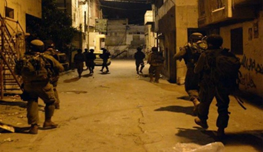 اعتقالات وإصابة شاب خلال مواجهات مع قوات الاحتلال في رام الله