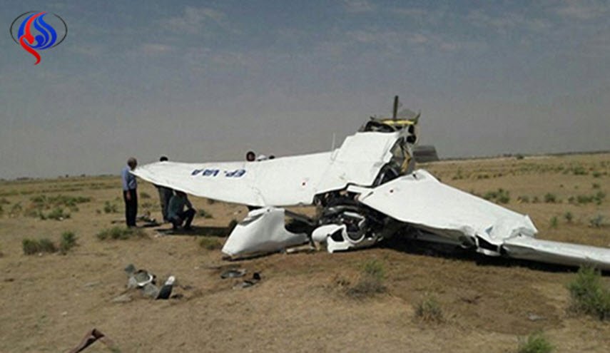 تحطم طائرة تدريب صغيرة غرب طهران ولا ضحايا