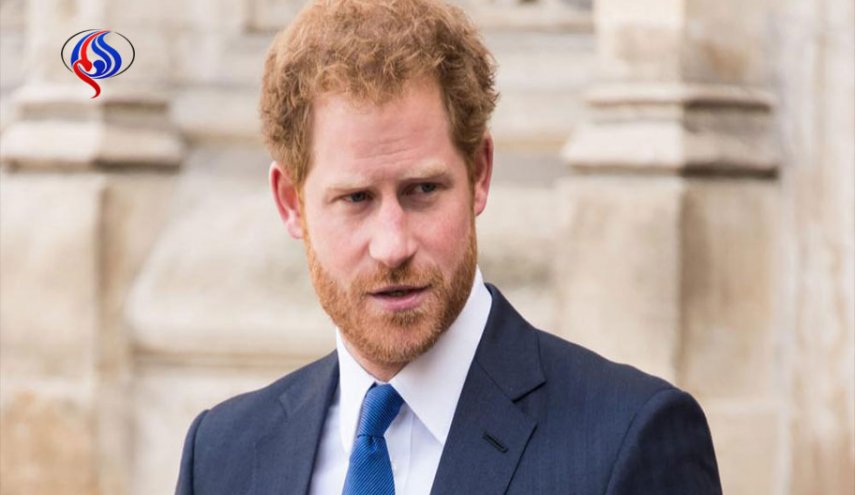 حذاء الأمير هاري يثير الجدل في بريطانيا!! + صور
