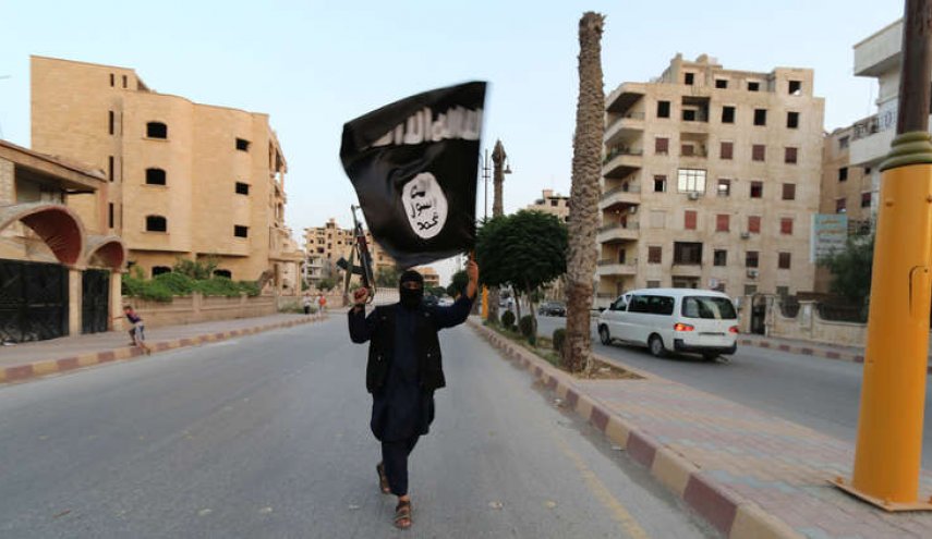 اعترافات هولناک یک داعشی؛ مهندس کامپیوتری که به چهار زبان مسلط است چگونه به داعش پیوست؟