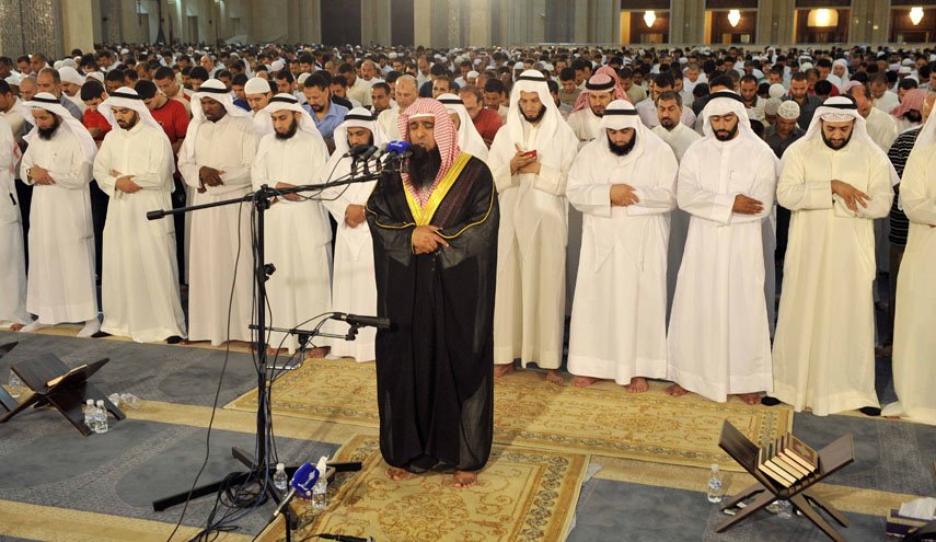 تطبيق في السعودية للتحكم بخطباء المساجد