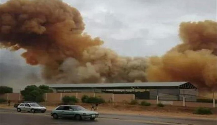 ليبيا.. سماع دوي 3 انفجارات ضخمة في القويعة شرق طرابلس