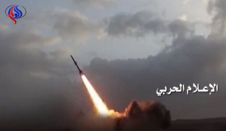 صاروخ باليستي يمني يستهدف معسكر الجربة السعودي في ظهران