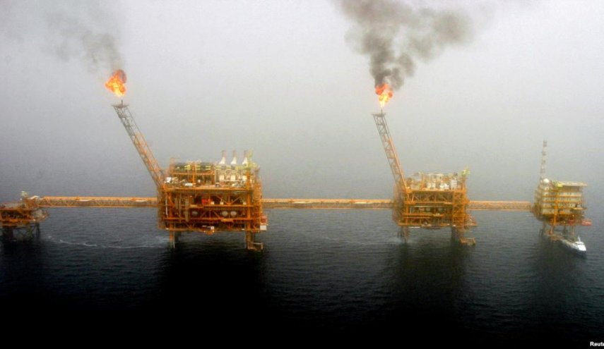 آژانس بین‌المللی انرژی: تحریم‌های آمریکا بر ضد ایران ممکن است عرضه نفت را با چالشی مهم روبرو کند
