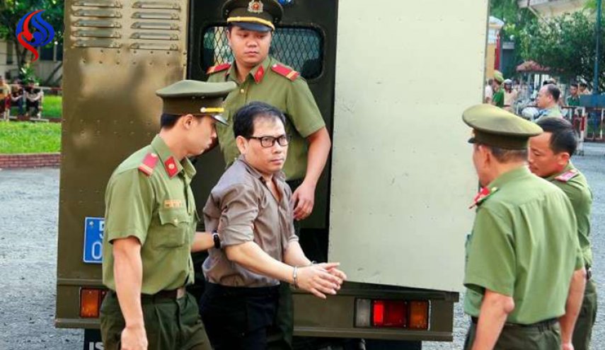 السجن 14 عاما لمواطنين أمريكيين في فيتنام بتهمة محاولة قلب نظام الحكم