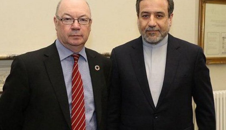 گفت‌وگوهای دوجانبه ایران و انگلیس در تهران به ریاست عراقچی و برت