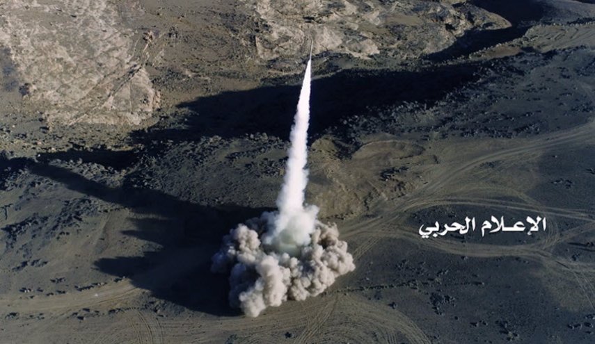 شلیک 4 موشک بالستیک به جنوب عربستان