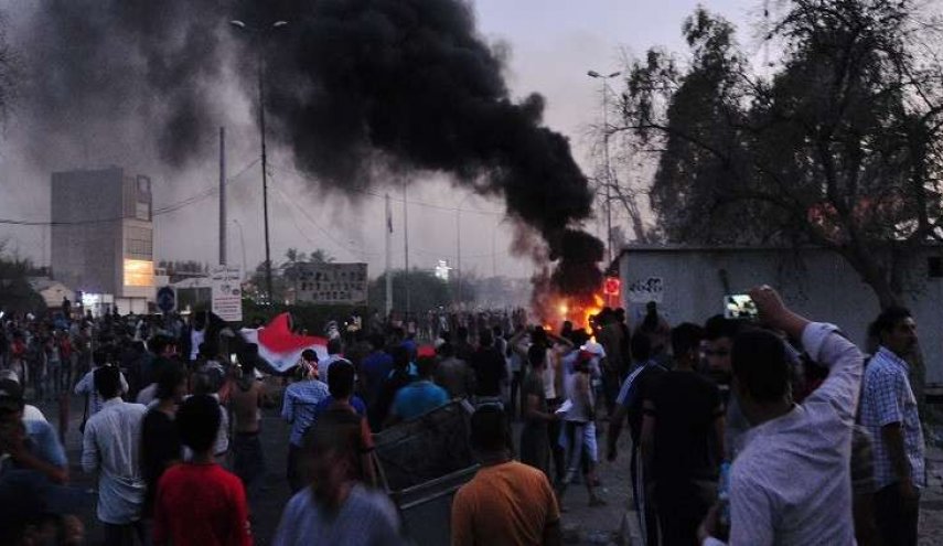 السلطات العراقية تغلق ميناء أم قصر بعد تجدد الاحتجاجات