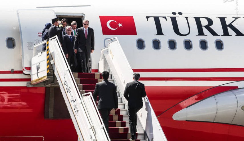  وصول الرئيس التركي رجب طيب أردوغان إلى طهران 