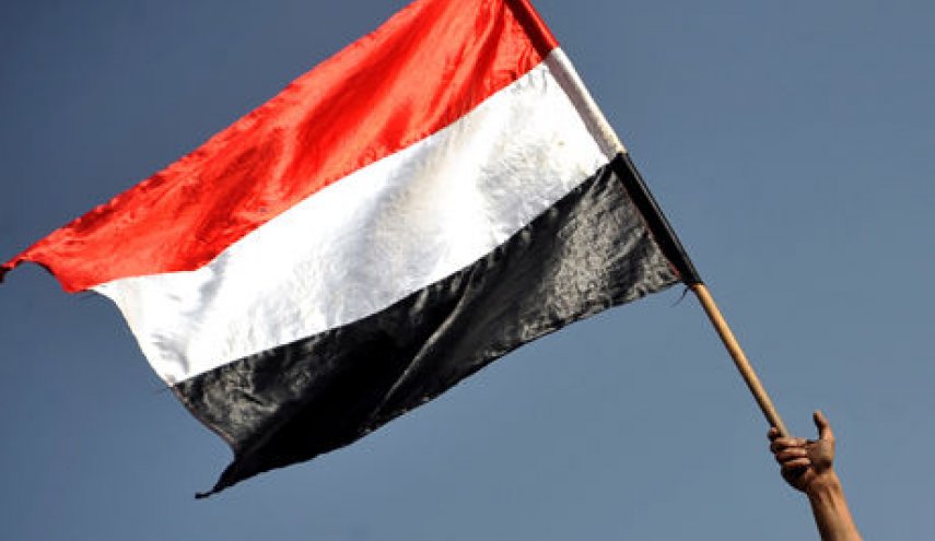 رئیس شورای عالی انقلاب یمن: بستن فرودگاه صنعا يک جنايت جنگي است