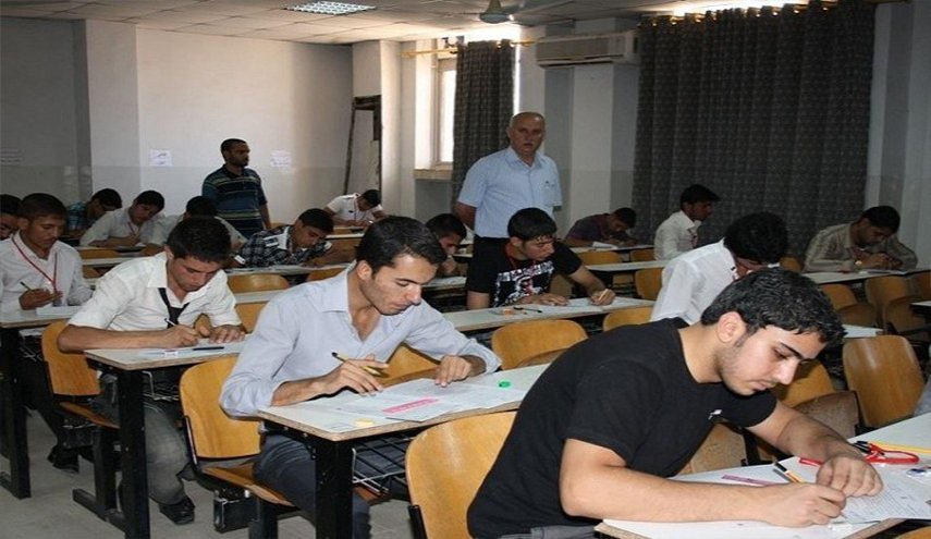 العراق: القبض على شبكة تحل الأسئلة للطلبة في الامتحانات