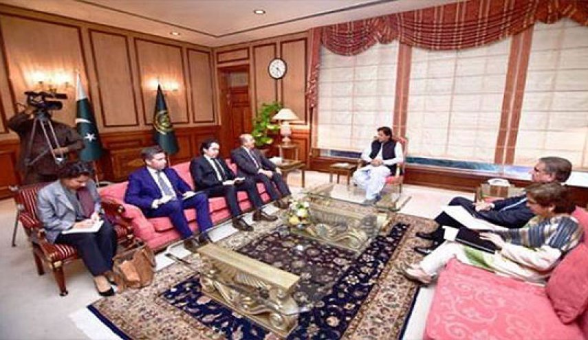 وزیر خارجه ترکیه با «عمران خان» دیدار و گفتگو کرد