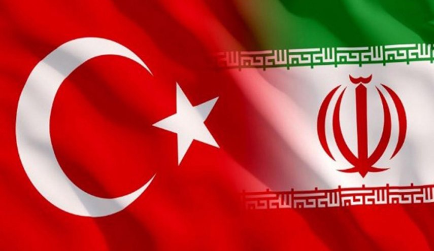 مسؤول تركي يقترح تأسيس بنك مشترك لتطوير العلاقات مع ايران