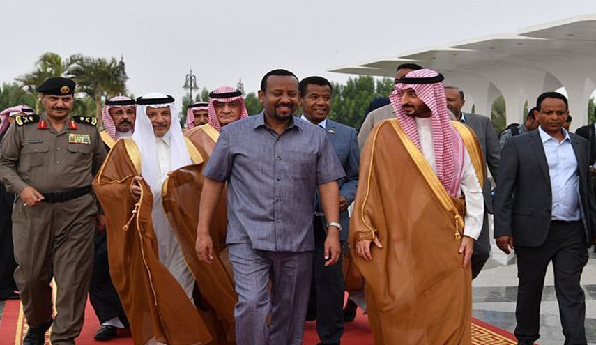 آبي أحمد يصل السعودية قبيل توقيع “اتفاق سلام تاريخي” مع إريتريا