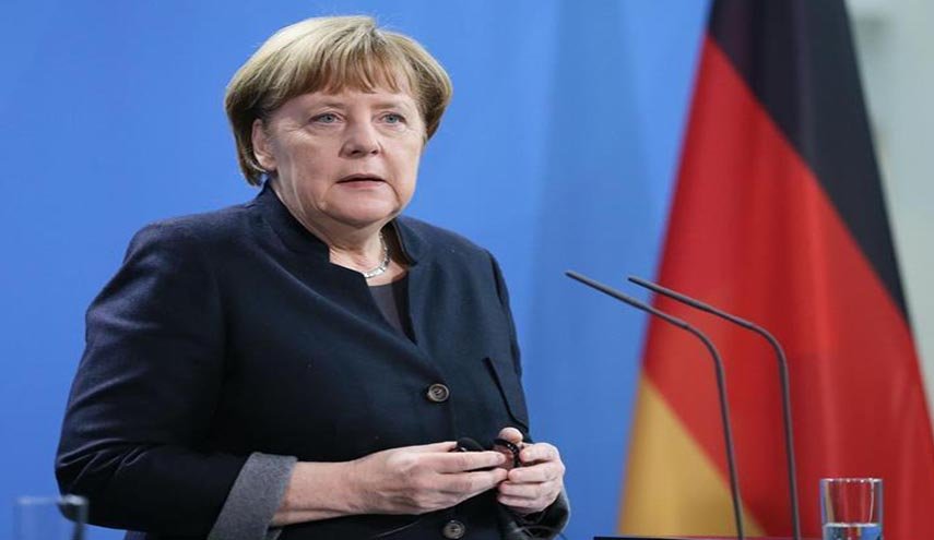 ميركل تقرر إقالة رئيس المخابرات الألمانية