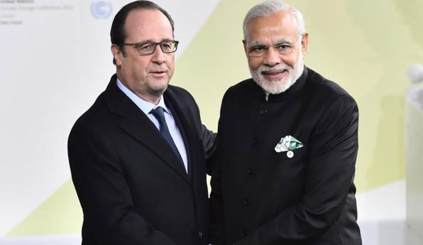 مطالبات باستقالة مودي بسبب صفقة طائرات فرنسية مع الهند