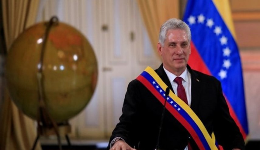 الرئيس الكوبي يعزي روحاني بضحايا حادث اهواز الارهابي