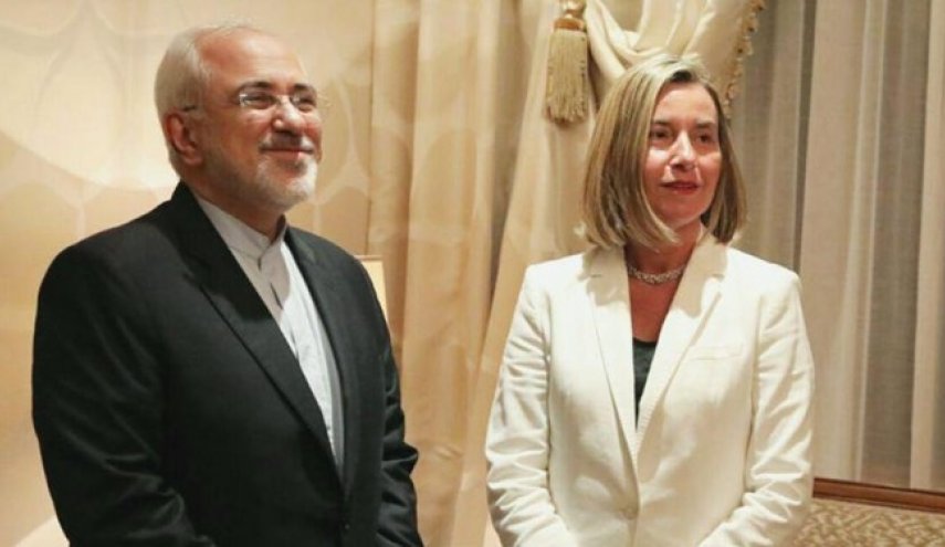 نیویورک‌تایمز به نقل از ظریف: ایران و اروپا در آستانه توافق نفتی هستند

