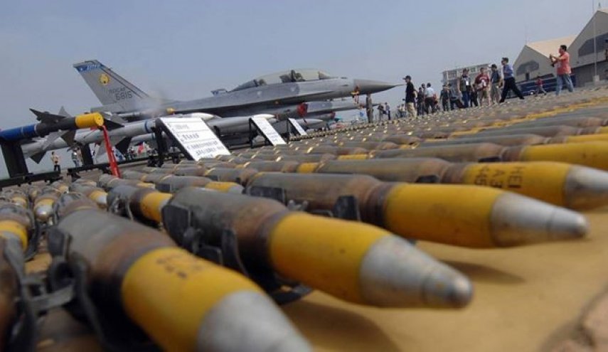 الأوبزرفر: حراك بالعالم الغربي لتقييد بيع الأسلحة إلى السعودية والإمارات