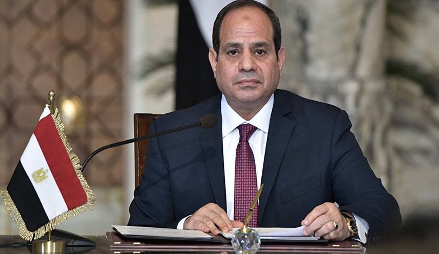 الرئيس المصري يصدر عفوا عن محكومين بالمؤبد