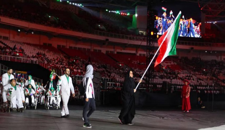 رژه کاروان ایران در مراسم افتتاحیه بازی های پاراآسیایی 2018
