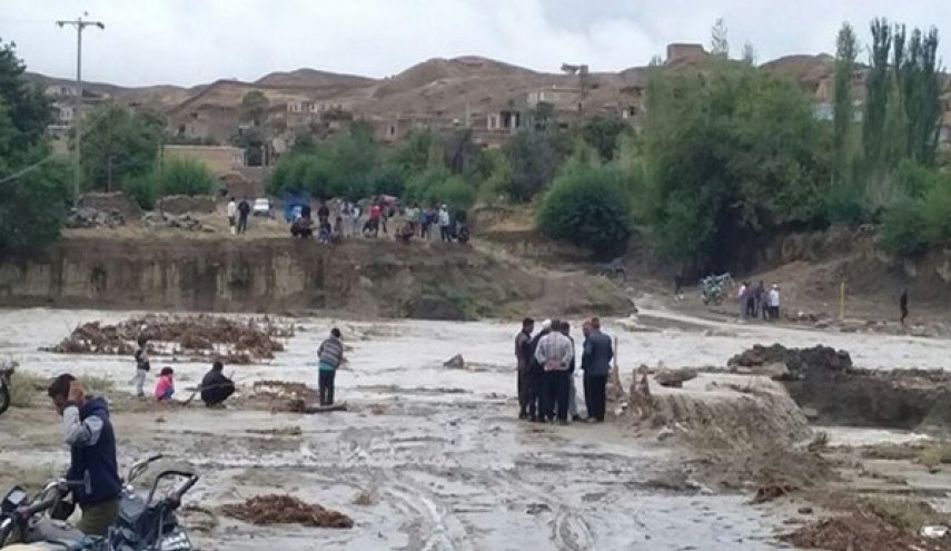 تضرر 6 محافظات ايرانية جراء الفيضانات والامطار الغزيرة