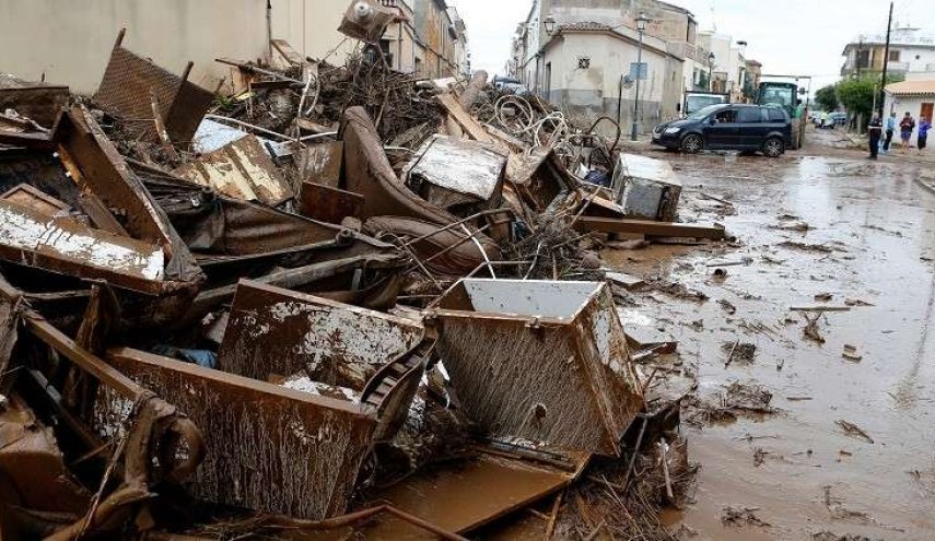 ارتفاع ضحايا فيضانات مايوركا الإسبانية إلى 12 قتيلا