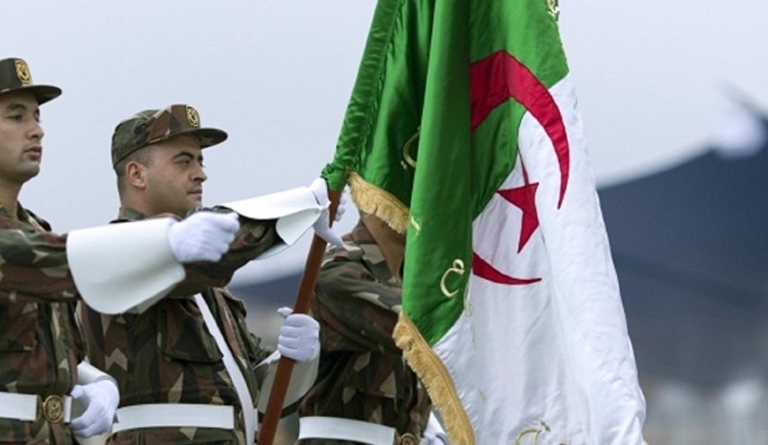 بدء محاكمة قيادات عسكرية بارزة في الجزائر