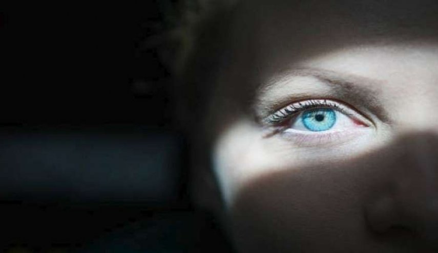 7 ممارسات يومية تهدد صحة العين
