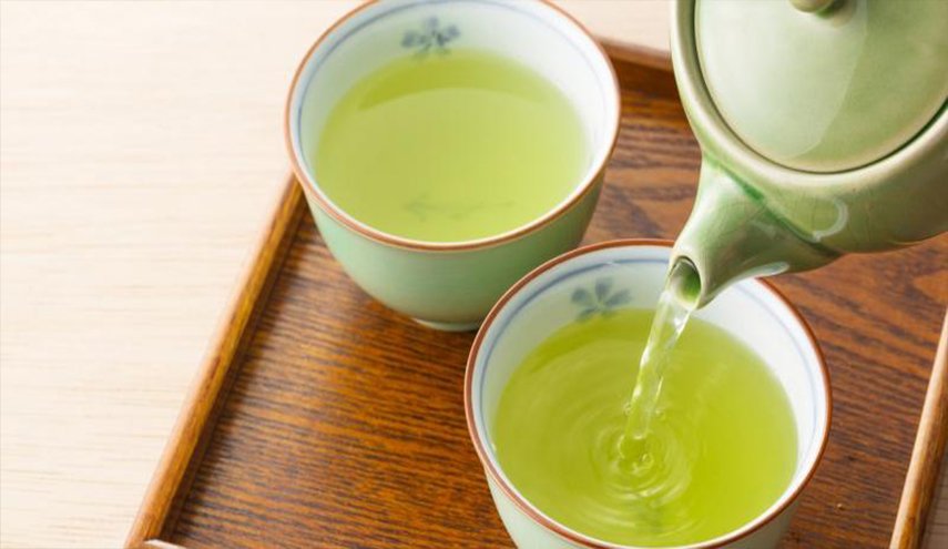 هل سمعت يوما عن اضرار الشاي الأخضر على جسمك؟
