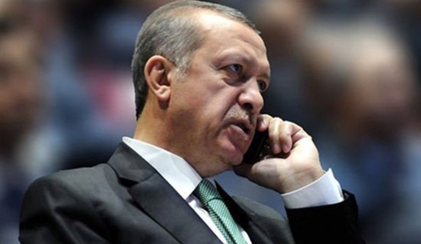أردوغان يقدم تعازي لأفراد أسرة جمال خاشقجي