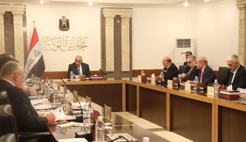 مجلس الوزراء العراقي يعقد جلسته الاولى خارج المنطقة الخضراء