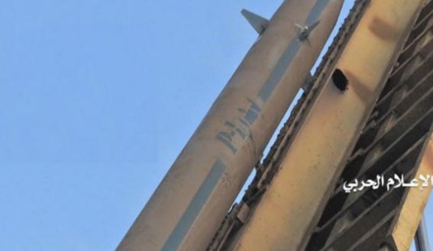 حمله موشکی یمنی ها علیه مزدوران سعودی با موشک هوشمند بدر P-1/ هلاکت شماری از متجاوزان