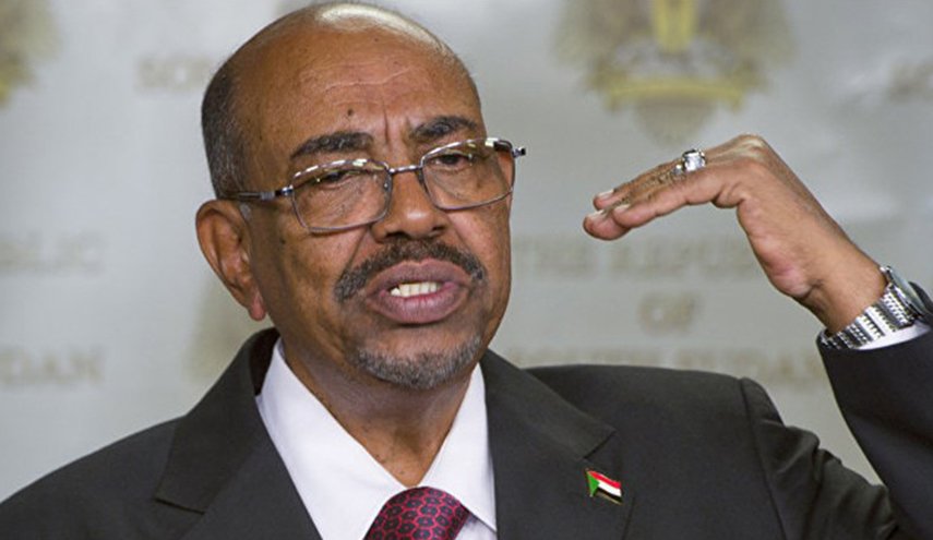 البشير يتهم جهات دولية بتعطيل مبادرة السودان لتحقيق السلام