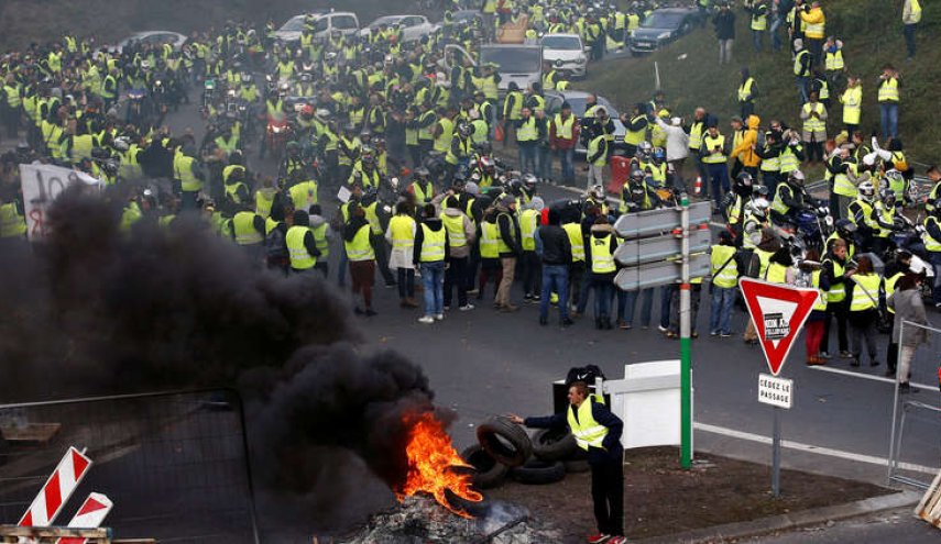 الاحتجاجات متواصلة في فرنسا
