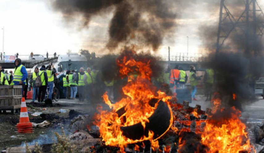 افزایش زخمی های اعتراضات ضددولتی در فرانسه

