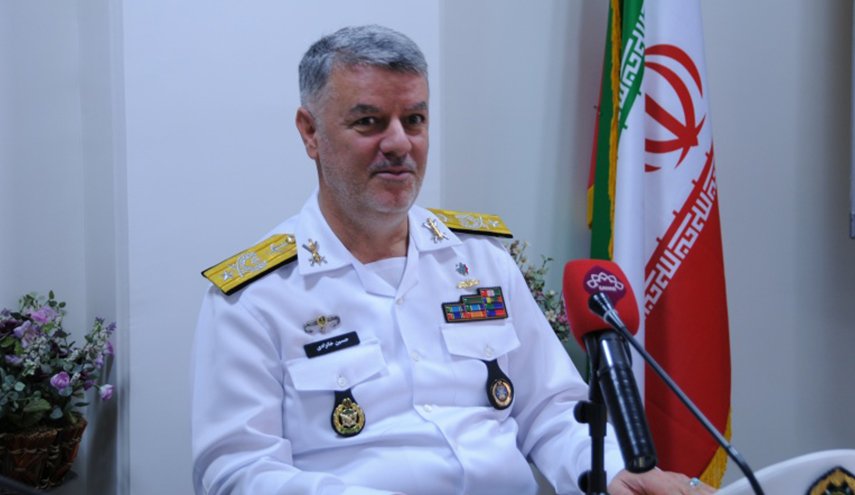 قائد البحرية الايرانية: تدشين مدمرة وغواصة ايرانيتين الاسبوع المقبل