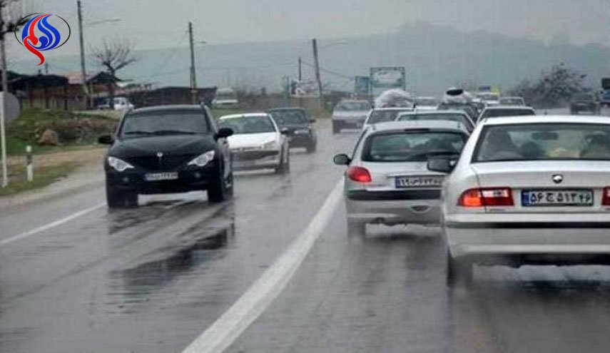 رئیس پلیس راهور ناجا: اکثر جاده های کشور لغزنده است/رانندگان تجهیزات زمستانی به همراه داشته باشند