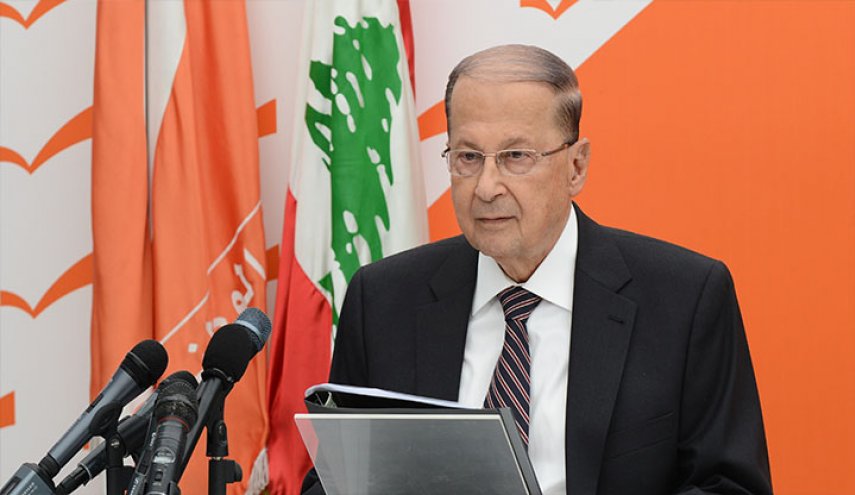الرئيس اللبناني يتحدث عن الأزمة التي تواجهها بلاده