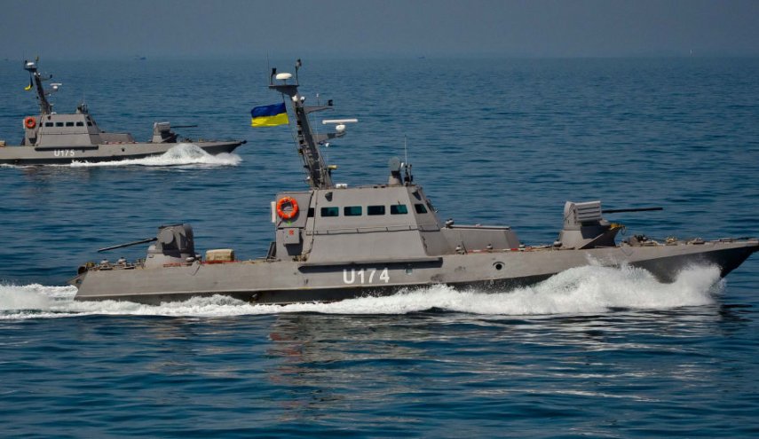بی توجهی کشتی‌های اوکراینی و ورود غیر قانونی باعث شلیک کشتی‌های روسیه شد
