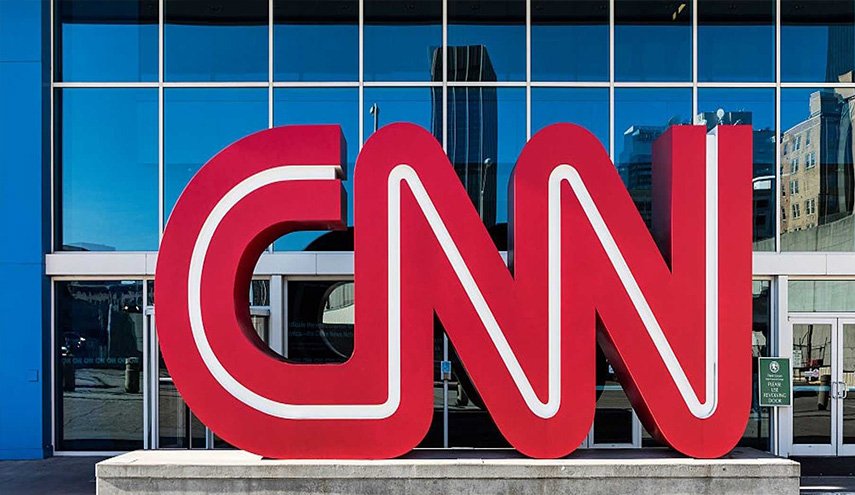 CNN   تقيل محللها بسبب فلسطين 