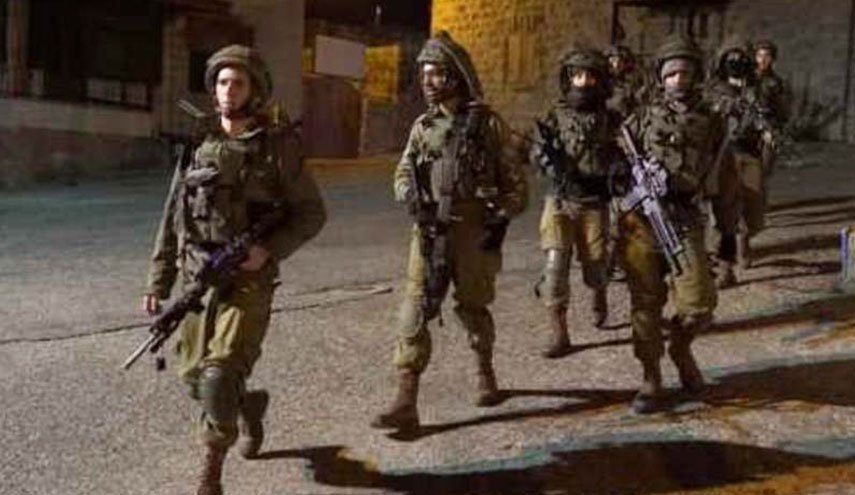 شرطة الإحتلال تقتحم مقر وكالة الأنباء الفلسطينية 