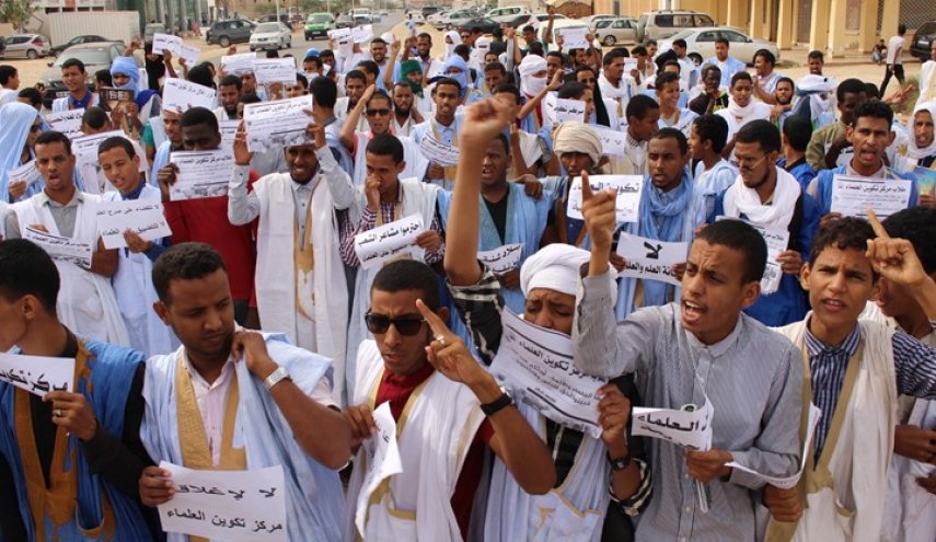 400 من علماء موريتانيا يطالبون بفتح 