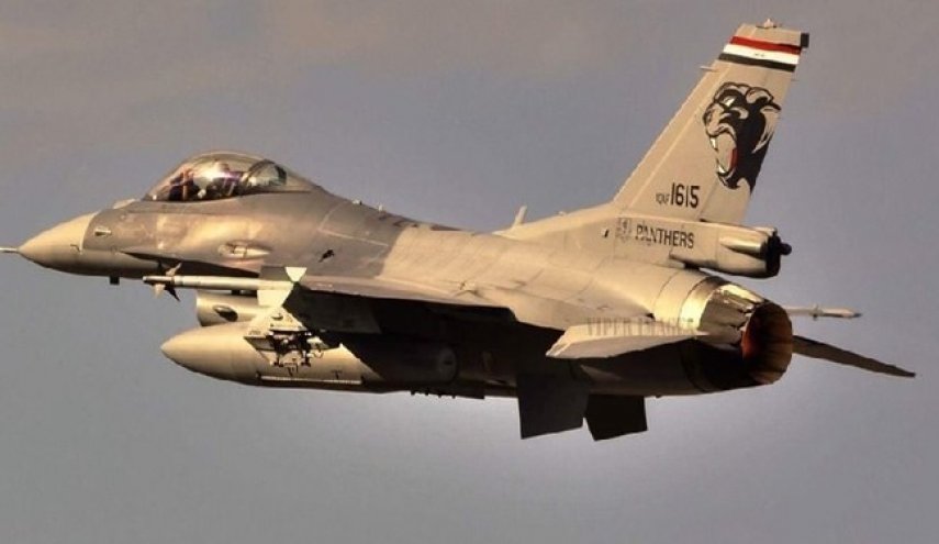 44 تروریست در حمله هوایی عراق به داعش در سوریه کشته شدند
