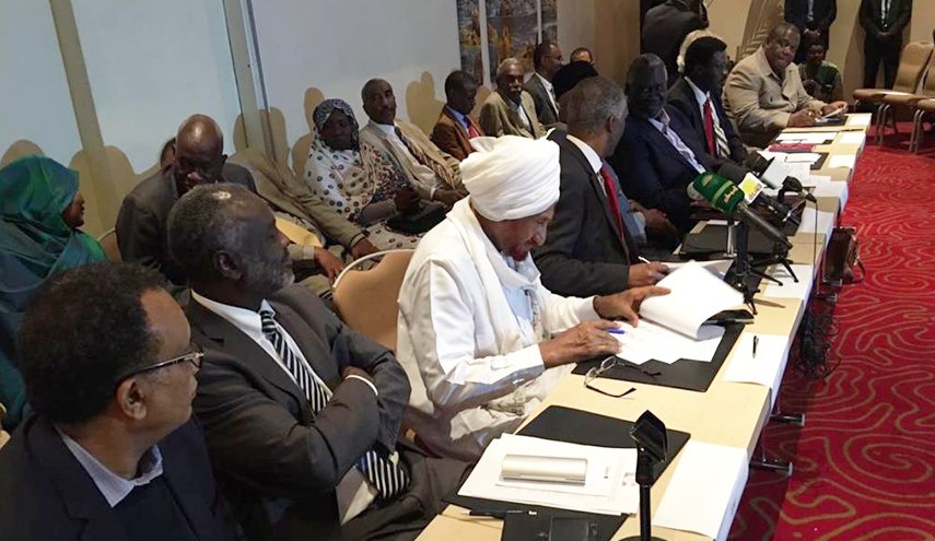 الوساطة الأفريقية تعلق المفاوضات بين أطراف الحكومة السودانية والمعارضة