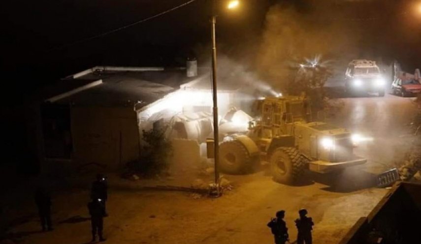 هجوم تفنگداران صهیونیست به منزل یک فلسطینی در رام الله